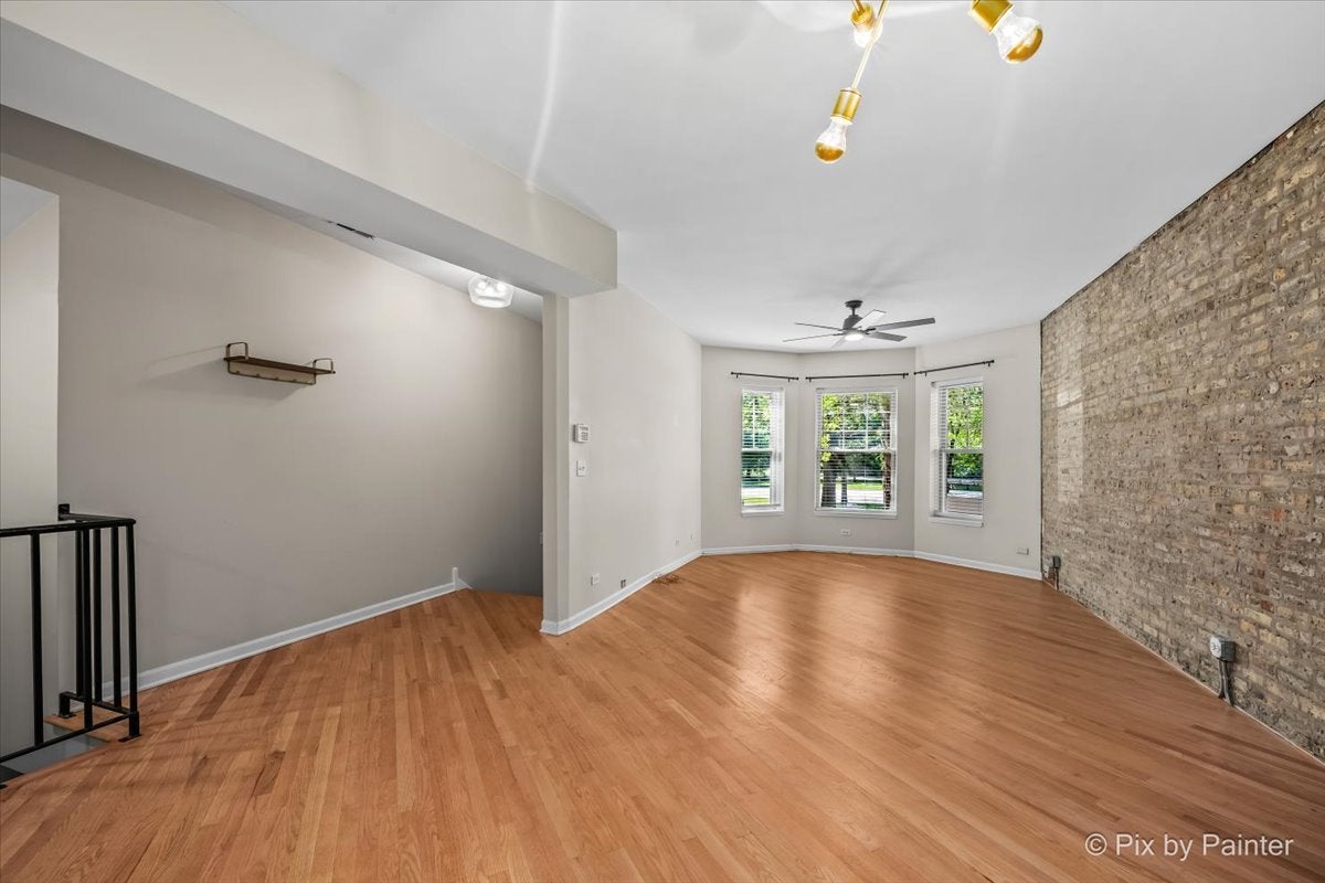 2439 N Kedzie Boulevard 1