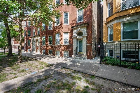 Photo of 2439 N Kedzie Boulevard #1, Chicago, IL 60647 (MLS # 12746242)