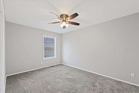 Tiny photo for 306 N Beringer Circle, Urbana, IL 61802 (MLS # 12392551)