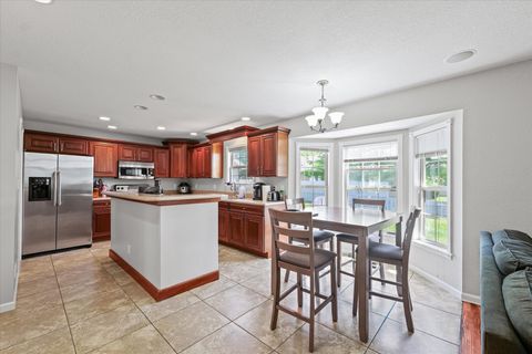 Tiny photo for 306 N Beringer Circle, Urbana, IL 61802 (MLS # 12392551)