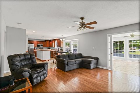 Tiny photo for 306 N Beringer Circle, Urbana, IL 61802 (MLS # 12392551)