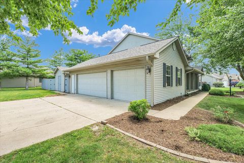 Tiny photo for 306 N Beringer Circle, Urbana, IL 61802 (MLS # 12392551)
