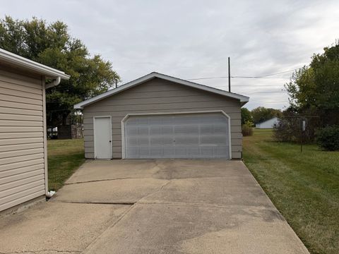 Tiny photo for 1009 Ave C, Rock Falls, IL 61071 (MLS # 12496400)