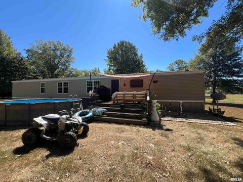 Tiny photo for 9549 Johns Lane, Marion, IL 62959 (MLS # EB459654)