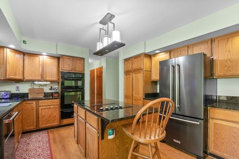 Tiny photo for 555 Basil Road, Lake Bluff, IL 60044 (MLS # 12477831)