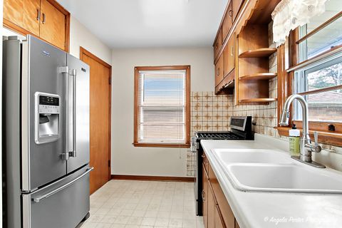 Tiny photo for 2029 Lloyd Avenue, Waukegan, IL 60085 (MLS # 12485660)