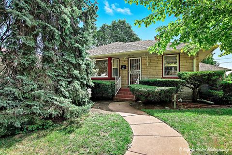 Tiny photo for 2029 Lloyd Avenue, Waukegan, IL 60085 (MLS # 12485660)