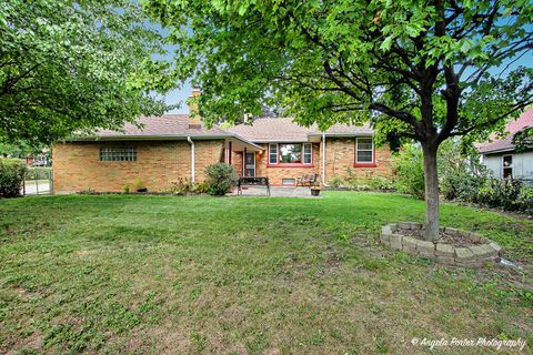 Tiny photo for 2029 Lloyd Avenue, Waukegan, IL 60085 (MLS # 12485660)