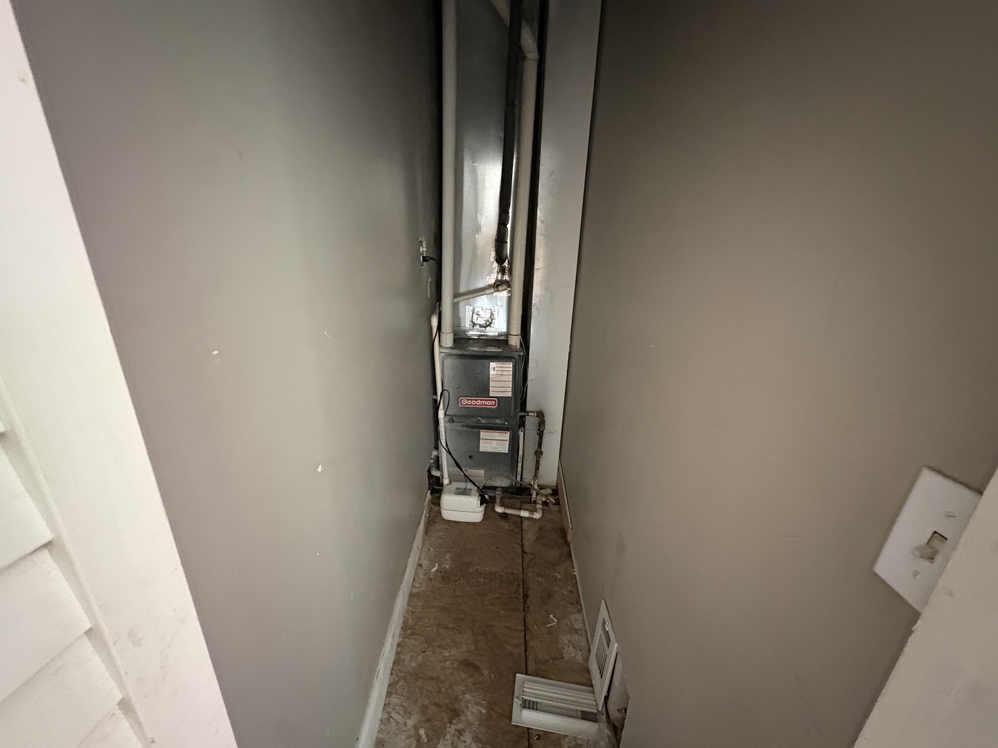 3843 W Fillmore Street