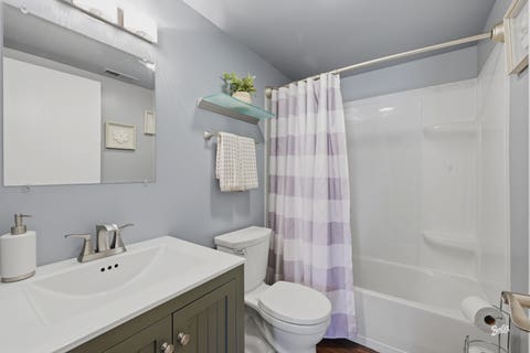 Tiny photo for 5903 Castlewood Trail, McHenry, IL 60050 (MLS # 12698414)