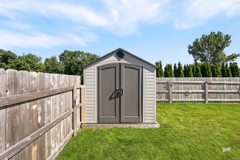 Tiny photo for 5903 Castlewood Trail, McHenry, IL 60050 (MLS # 12698414)