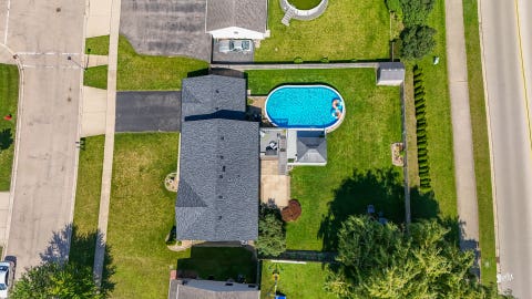 Tiny photo for 5903 Castlewood Trail, McHenry, IL 60050 (MLS # 12698414)