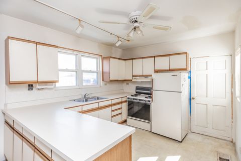 Tiny photo for 7537 W 61st Street, Summit, IL 60501 (MLS # 12474596)