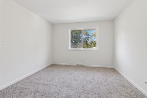 Tiny photo for 149 Thomas Road, Bolingbrook, IL 60440 (MLS # 12462563)