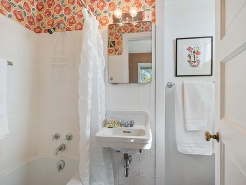 Tiny photo for 2622 Harrison Street, Evanston, IL 60201 (MLS # 12614938)