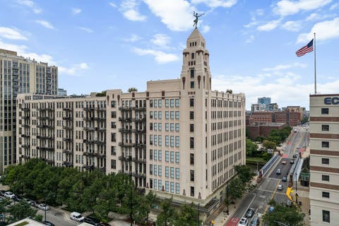 Photo of 758 N Larrabee Street #418, Chicago, IL 60654 (MLS # 12735714)