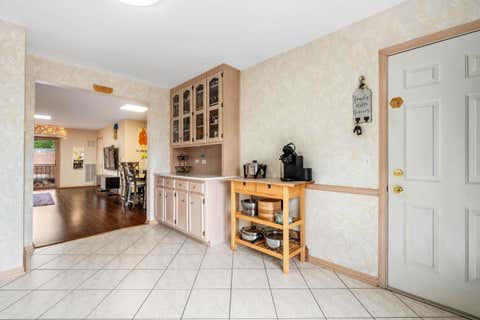 Tiny photo for 5729 N Cicero Avenue #3B, Chicago, IL 60646 (MLS # 12724548)