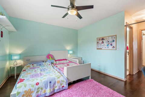 Tiny photo for 5729 N Cicero Avenue #3B, Chicago, IL 60646 (MLS # 12724548)