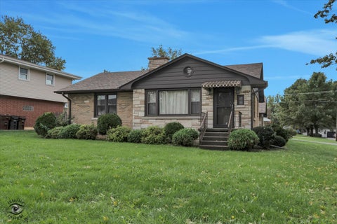 Tiny photo for 528 Penfield Street, Beecher, IL 60401 (MLS # 12749999)