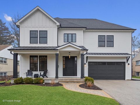 Photo of 911 Echo Lane, Glenview, IL 60025 (MLS # 12554323)