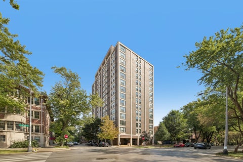 Photo of 5401 S Hyde Park Boulevard #705, Chicago, IL 60615 (MLS # 12762617)