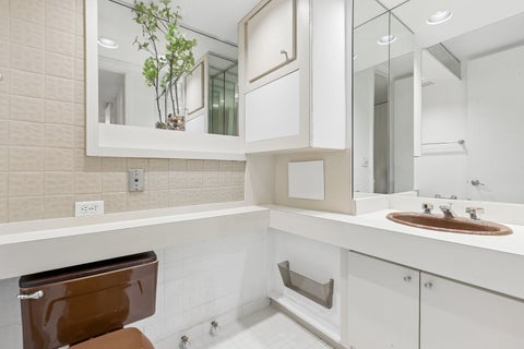 Tiny photo for 5401 S Hyde Park Boulevard #705, Chicago, IL 60615 (MLS # 12762617)