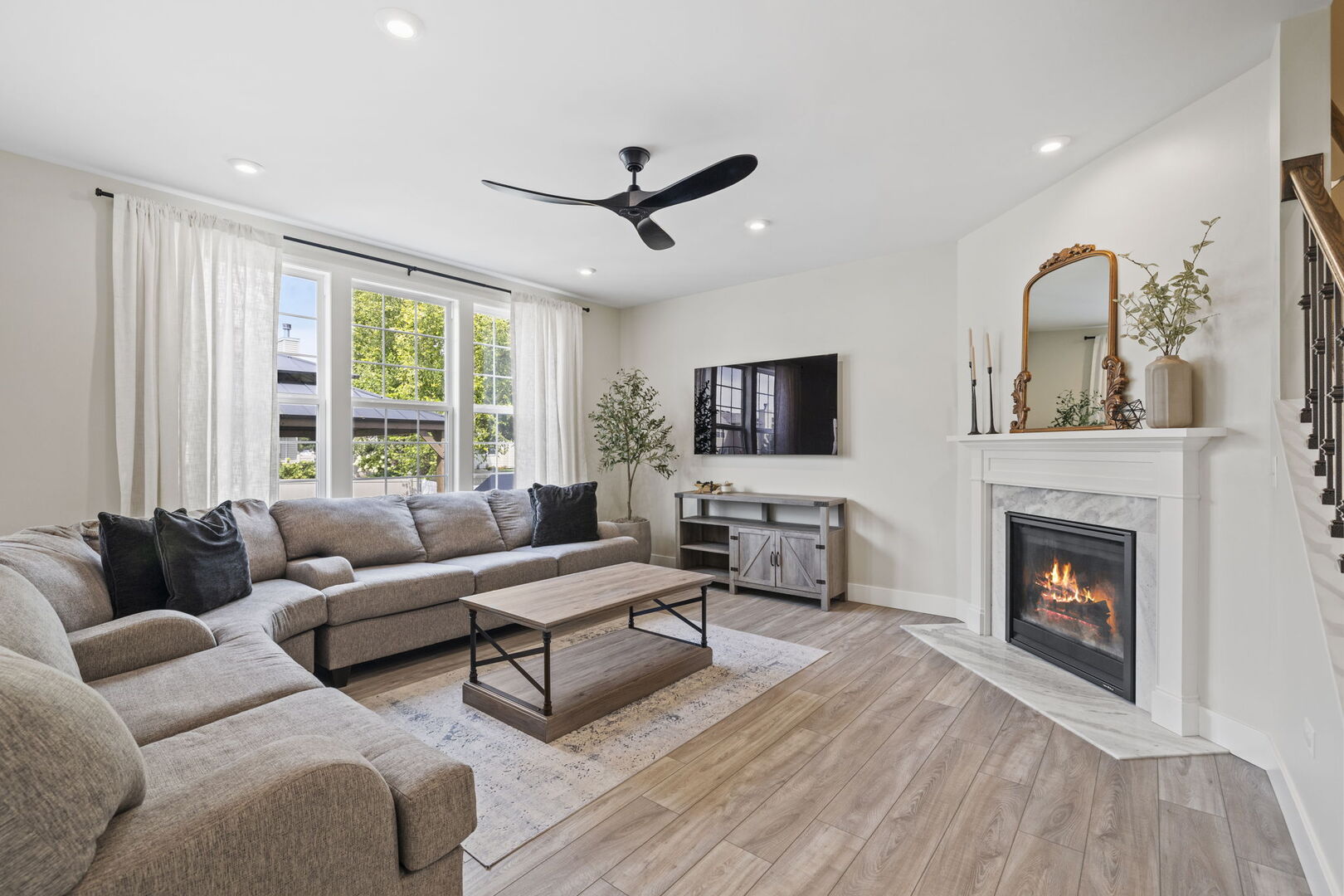 24706 Sleepy Hollow Lane