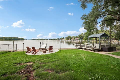 Tiny photo for 35672 N Sheridan Drive, Fox Lake, IL 60020 (MLS # 12706138)