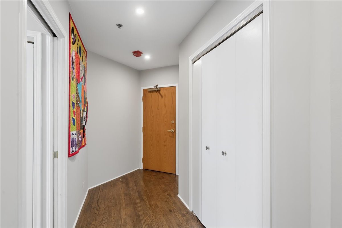161 W HARRISON Street 901