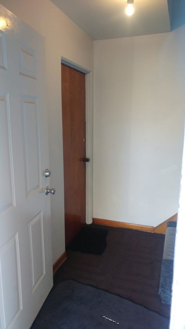 6104 N Oakley Avenue