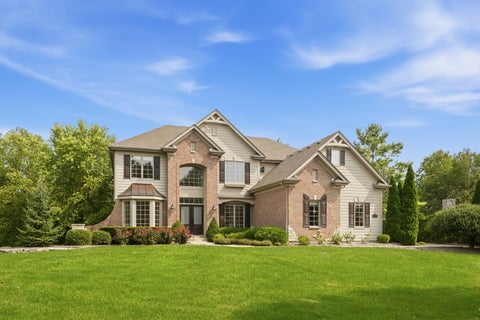 Photo of 3818 Grand View Court, St. Charles, IL 60175 (MLS # 12782075)