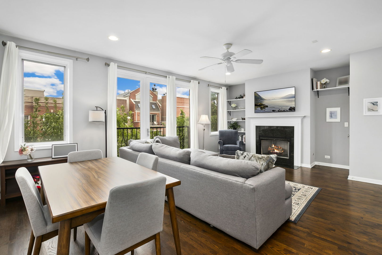 1927 W Belmont Avenue 3