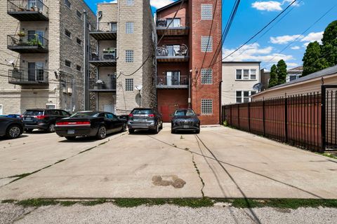 Tiny photo for 1927 W Belmont Avenue #3, Chicago, IL 60657 (MLS # 12586014)