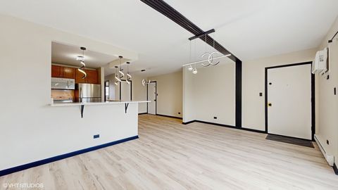 Tiny photo for 4220 Bonhill Drive #3E, Arlington Heights, IL 60004 (MLS # 12440594)