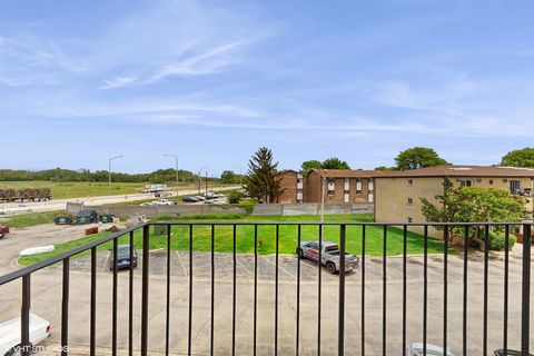 Tiny photo for 4220 Bonhill Drive #3E, Arlington Heights, IL 60004 (MLS # 12440594)