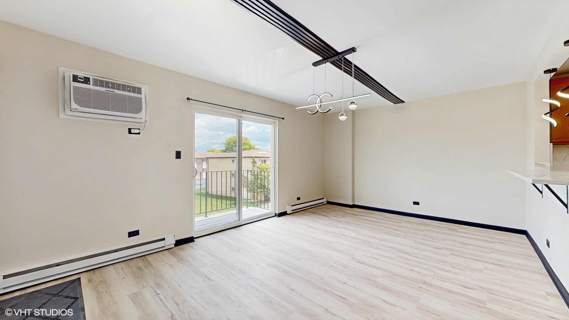 4220 Bonhill Drive 3E