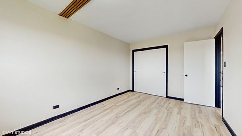 Tiny photo for 4220 Bonhill Drive #3E, Arlington Heights, IL 60004 (MLS # 12440594)