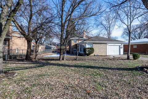 Tiny photo for 16039 Marian Drive, South Holland, IL 60473 (MLS # 12519094)