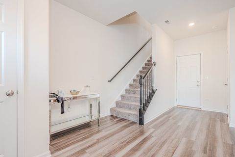 Tiny photo for 4167 Chelsea Manor Circle, Aurora, IL 60504 (MLS # 12610710)