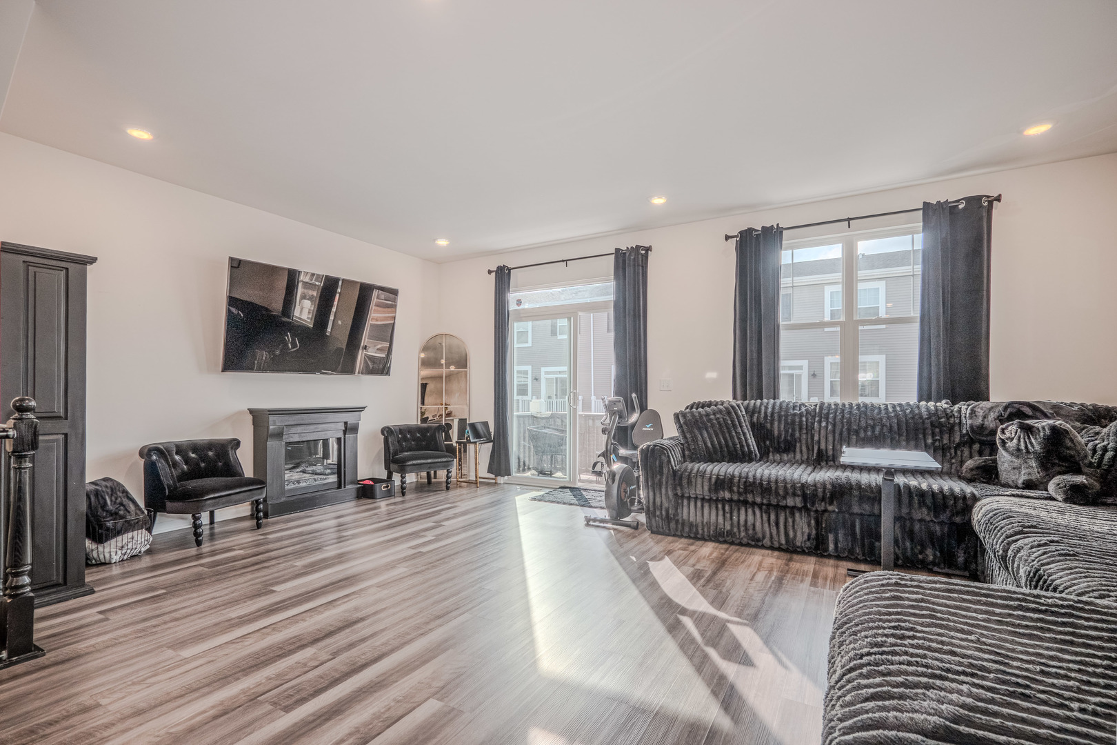 4167 Chelsea Manor Circle