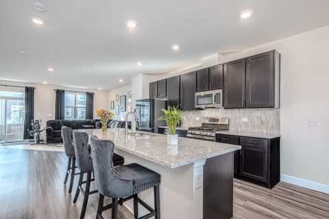 Tiny photo for 4167 Chelsea Manor Circle, Aurora, IL 60504 (MLS # 12610710)