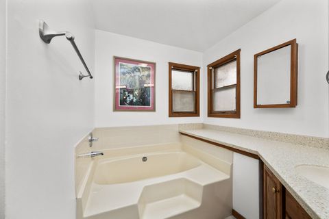 Tiny photo for 3028 Red Wing Court, Bettendorf, IA 52722 (MLS # 12607496)