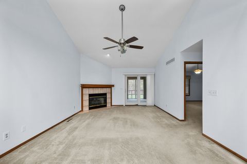 Tiny photo for 3028 Red Wing Court, Bettendorf, IA 52722 (MLS # 12607496)
