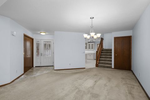 Tiny photo for 3028 Red Wing Court, Bettendorf, IA 52722 (MLS # 12607496)