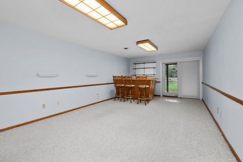 Tiny photo for 3028 Red Wing Court, Bettendorf, IA 52722 (MLS # 12607496)