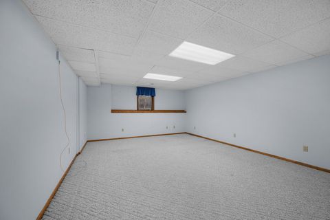 Tiny photo for 3028 Red Wing Court, Bettendorf, IA 52722 (MLS # 12607496)