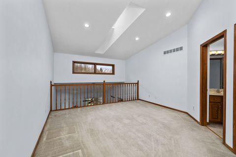 Tiny photo for 3028 Red Wing Court, Bettendorf, IA 52722 (MLS # 12607496)