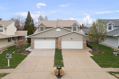 Tiny photo for 3028 Red Wing Court, Bettendorf, IA 52722 (MLS # 12607496)