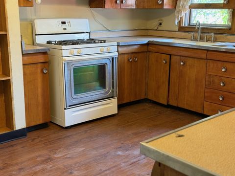 Tiny photo for 1607 Prospect Avenue, Lasalle, IL 61301 (MLS # 12472027)