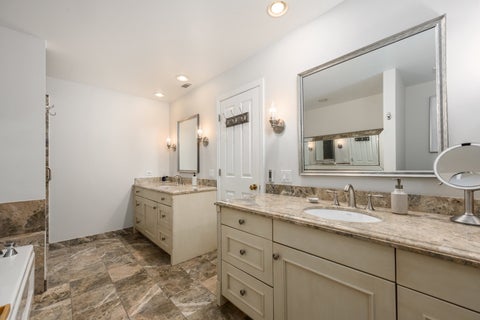 Tiny photo for 1414 N Wells Street #406, Chicago, IL 60610 (MLS # 12783945)
